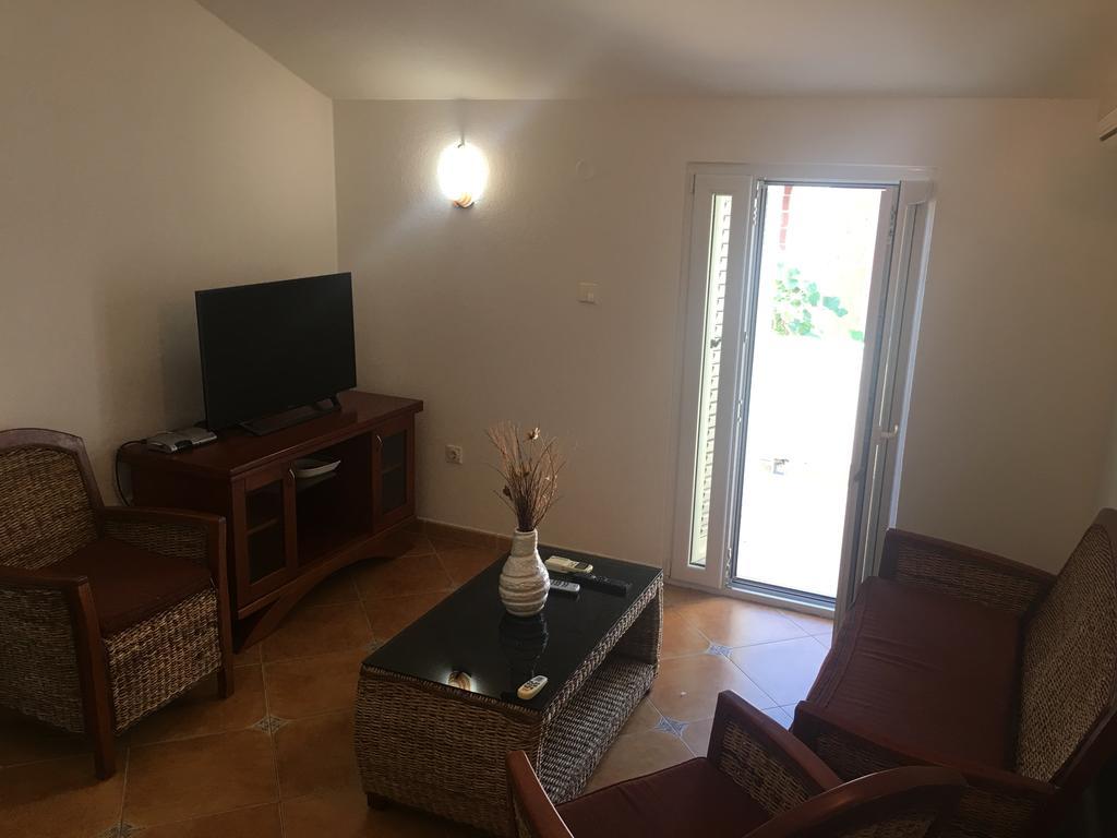 Apartments Sim Budva Eksteriør bilde